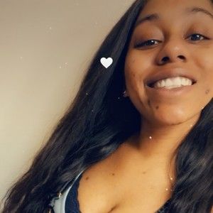 Meet your Posher, Mikayla